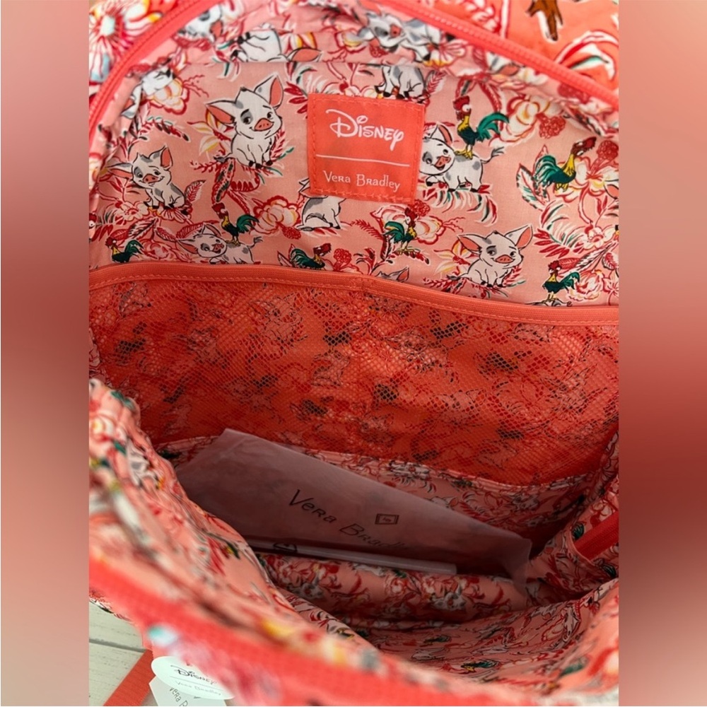 New Vera Bradley x Disney Campus Backpack Moana Adventure NWT in Cotton - Picture 12 of 15